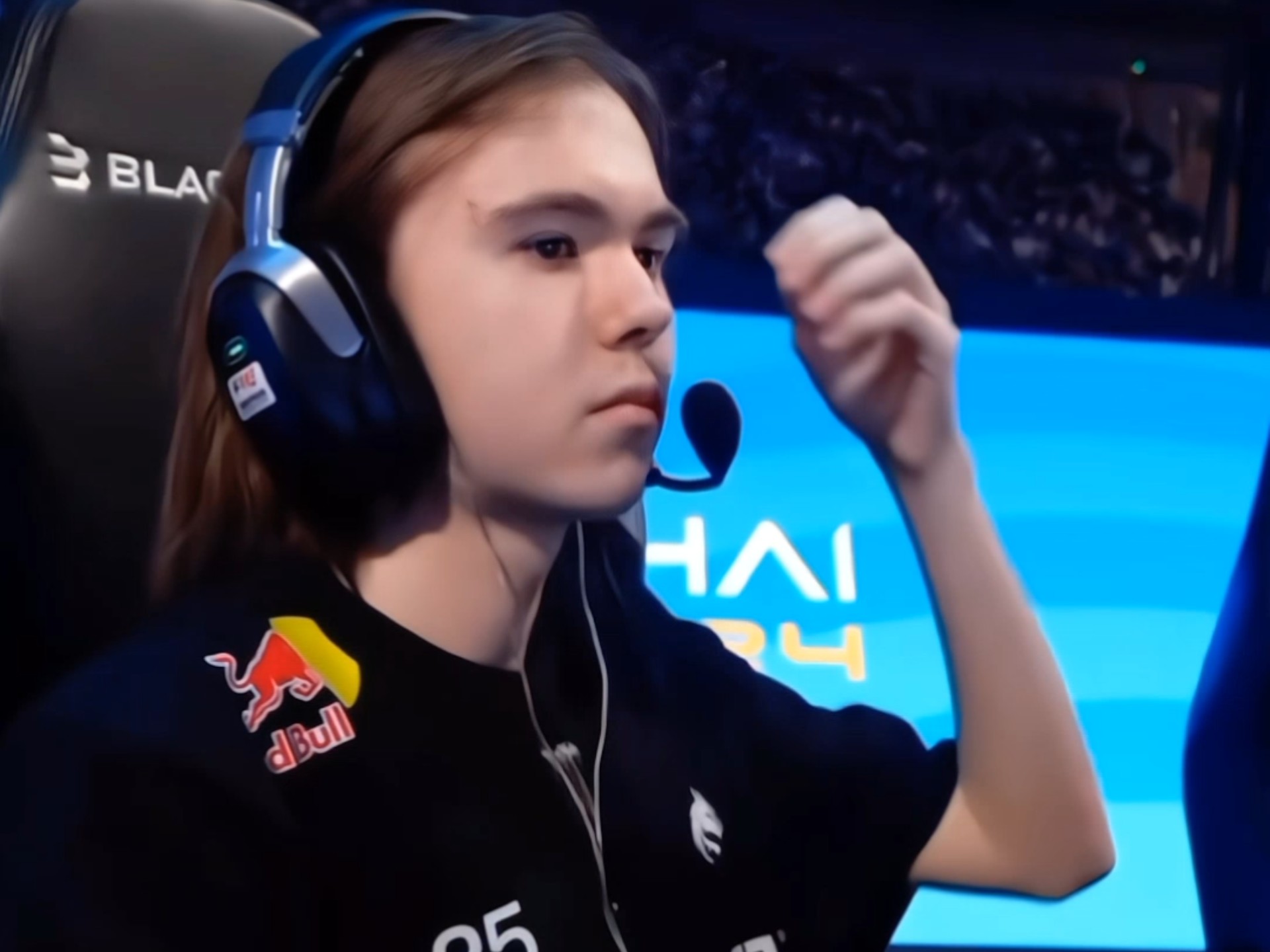 他们通过和 他们通过和