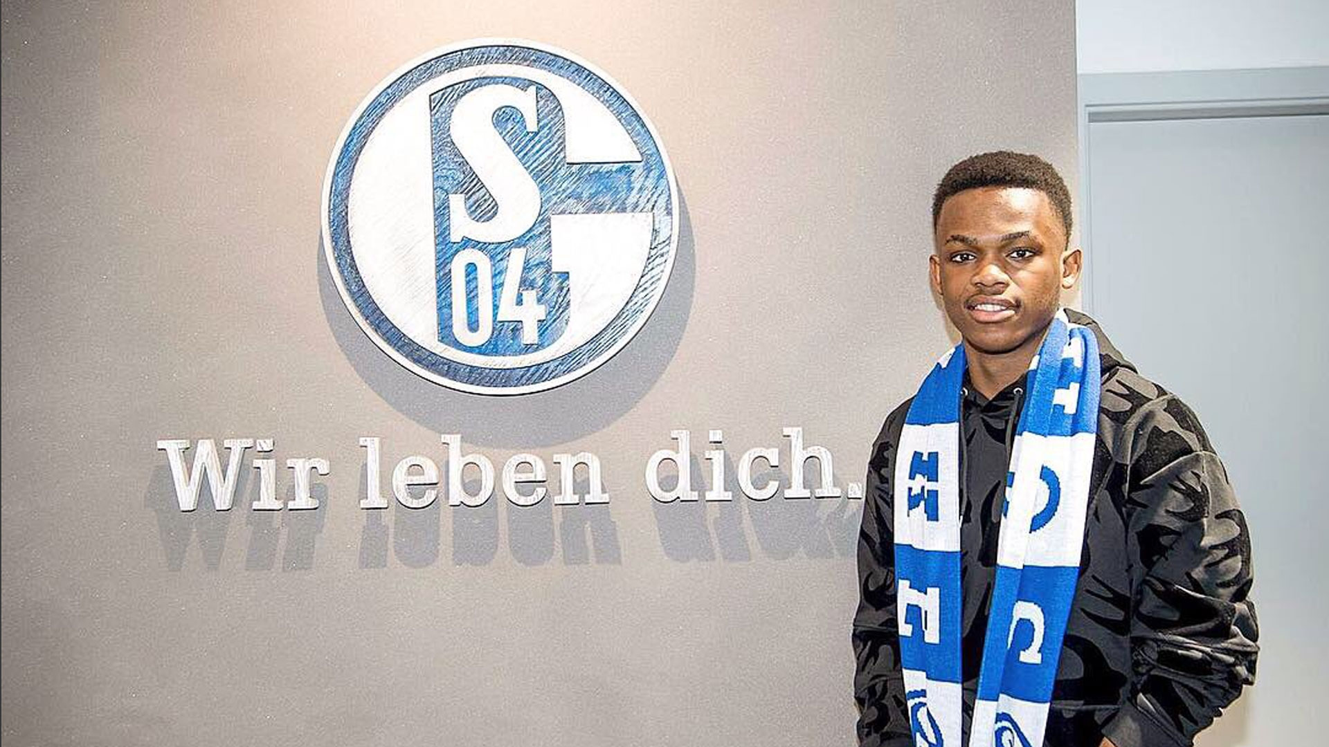 持高水平输 持高水平输