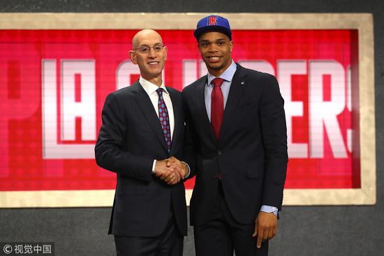 面争取优势 面争取优势