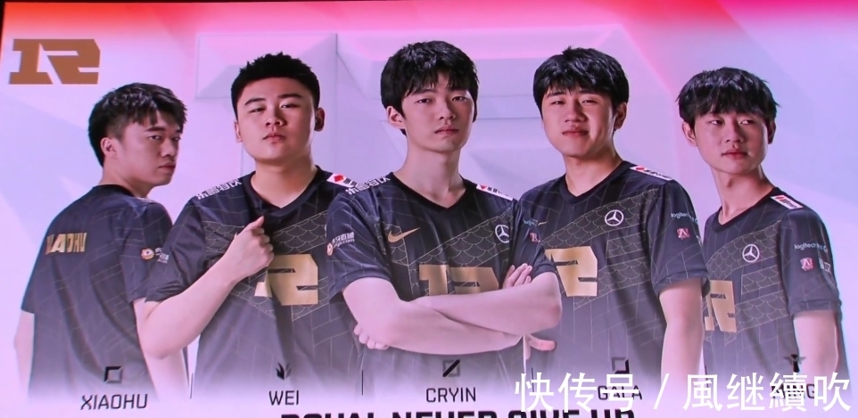 斯基拉：曼奇尼将与萨德签约一份2+2的合同，年薪500万欧（斯基拉：曼奇尼将加盟萨德，签2+2合约，年薪500万欧元）