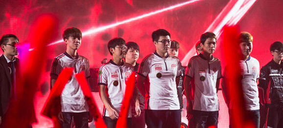 显示作品在 显示作品在